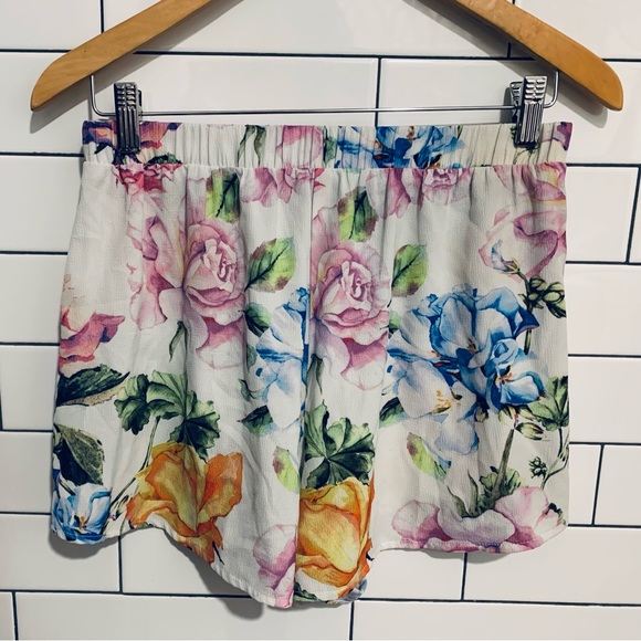 Show Me Your MuMu pretty floral print Shorts S - Picture 8 of 8